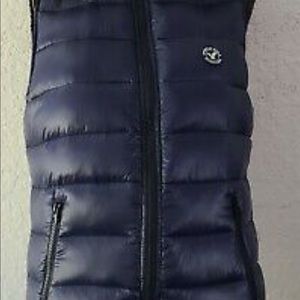 American Eagle Outfitters Puffer Vest